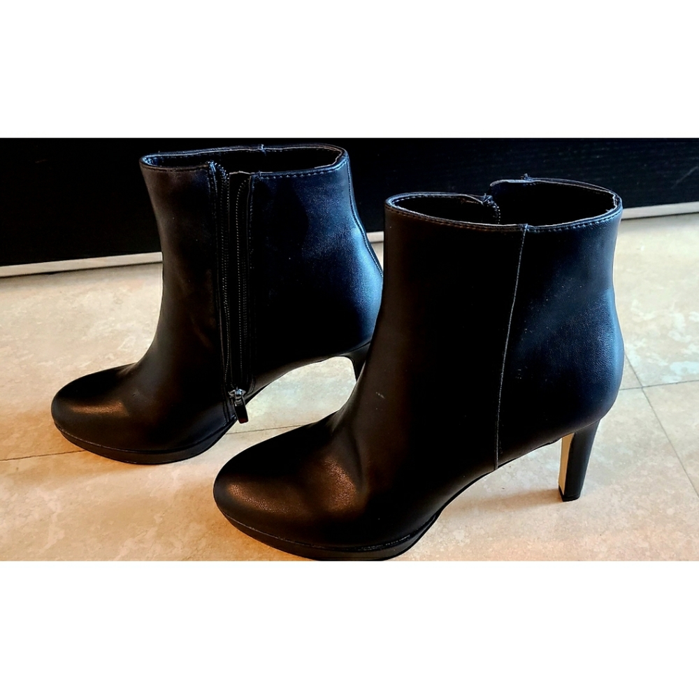 Black Side Zip Ankle Boots